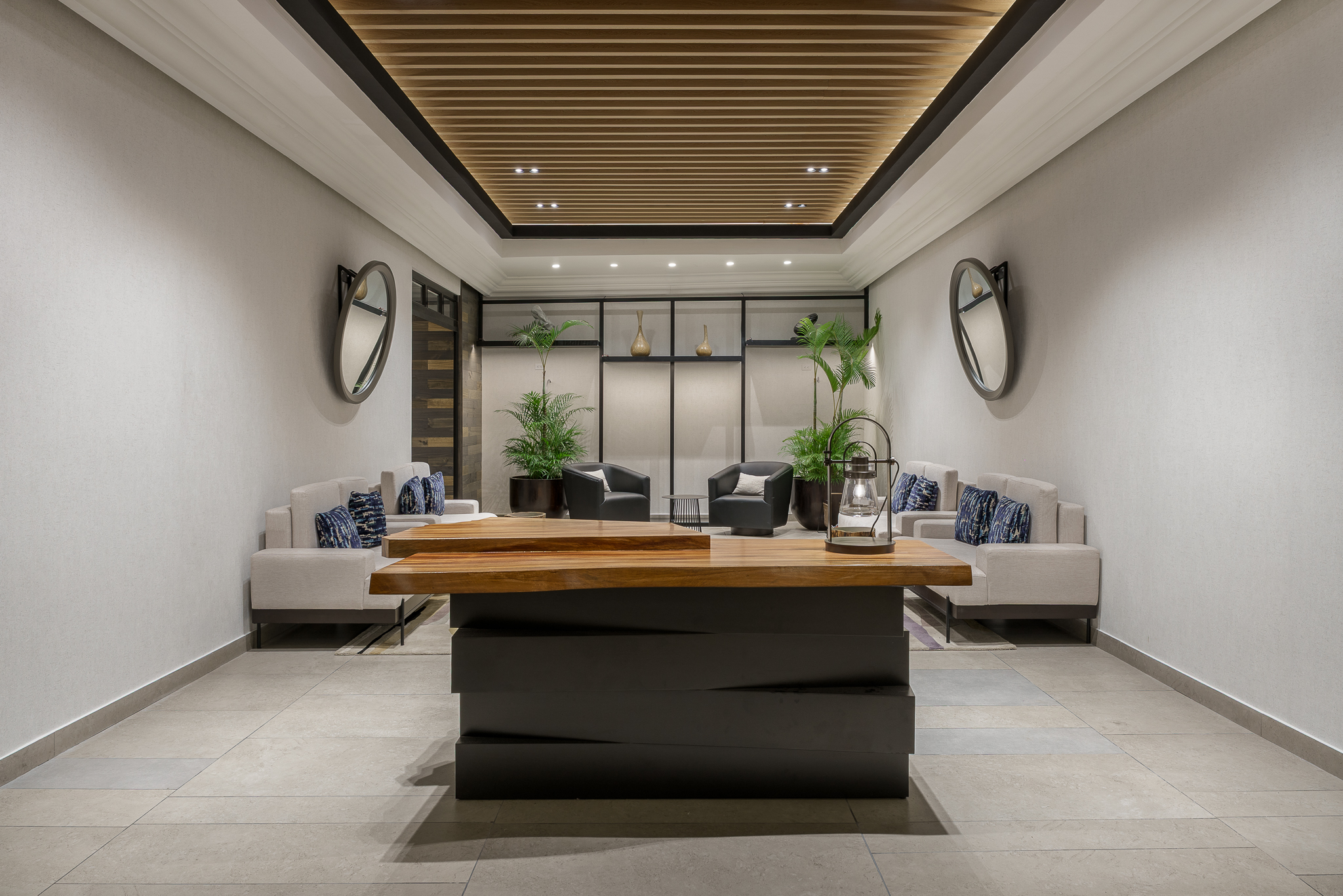 Premium interior photography with architectural composition in El Salvador.